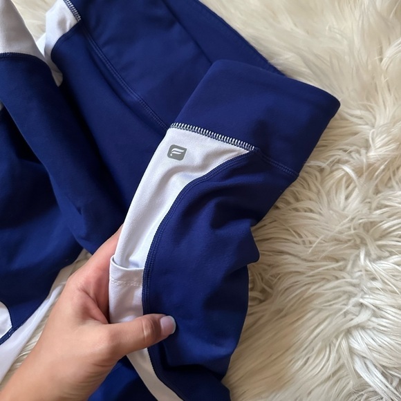 FABLETICS Mid-Rise Mesh PowerHold Leggings - Picture 5 of 5